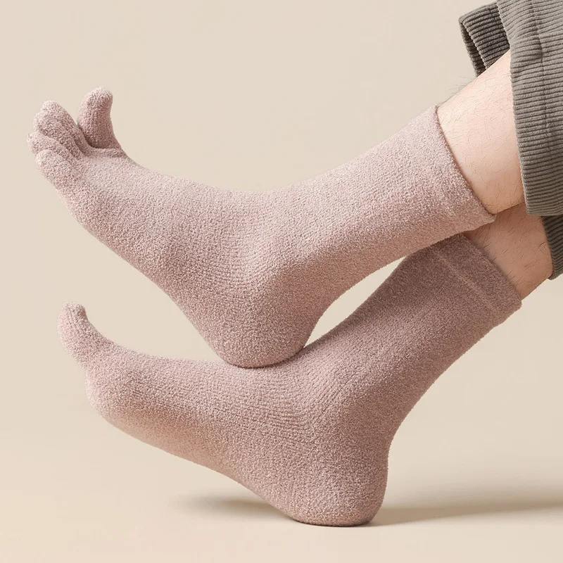 6足入り、厚手のサーマル素材を使用した、指が分かれた靴下。男 - Socks Ankle Men のレビューと価格